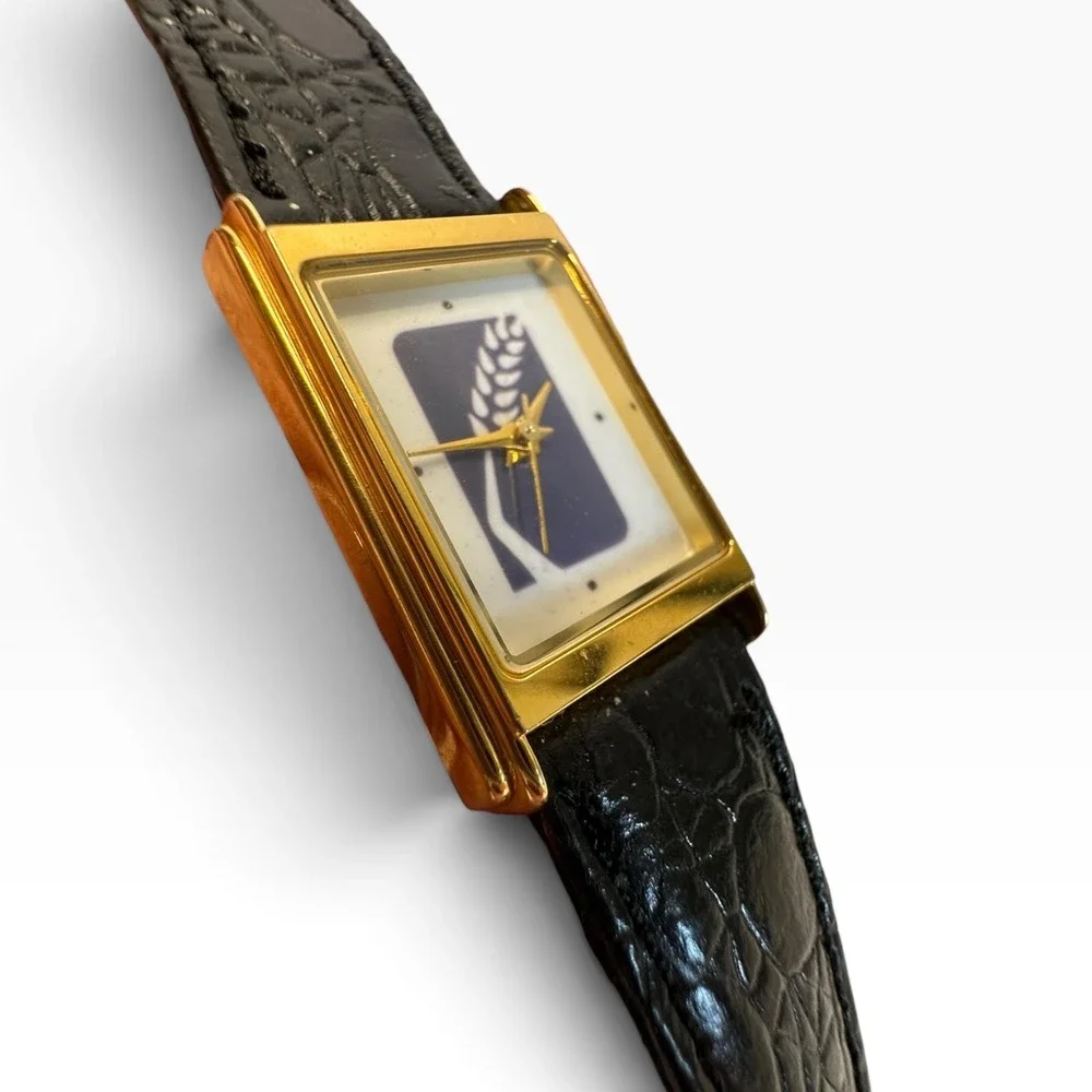 Vintage Lyna Marketing Texas Watch Gold Tone Black Leather Croc